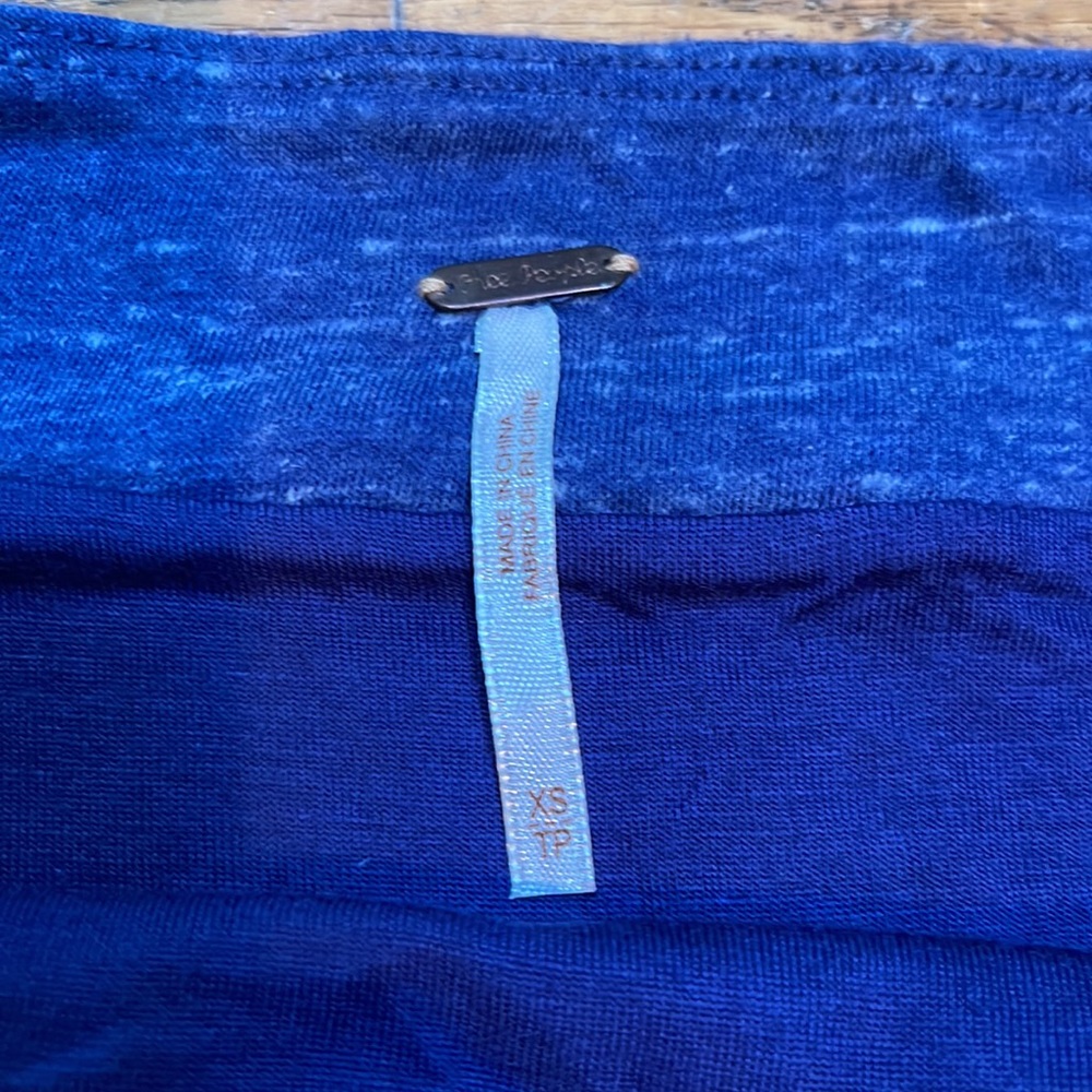 NWOT Free People stretch bodycon skirt. Size xs - Picture 4 of 4